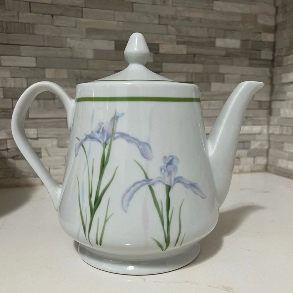 shadow iris corningware teapot - Picture 2 of 3